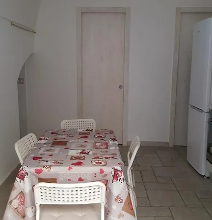 Apartment Alcova *